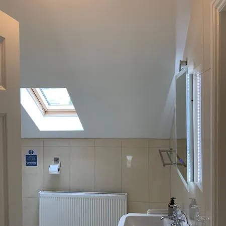 Lakeview Home, Doubleroom Private Bathroom, Self Catering
