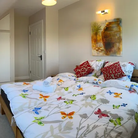 Lakeview Home, Doubleroom Private Bathroom, Self Catering * キャッスルバー