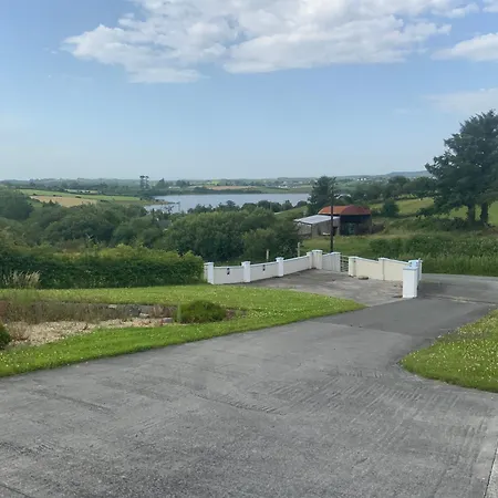 Lakeview Home, Doubleroom Private Bathroom, Self Catering Castlebar
